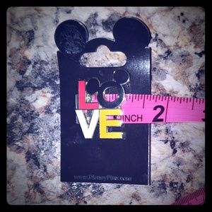 🔥2 for $10🔥 Disney's Mickey Mouse Pin
